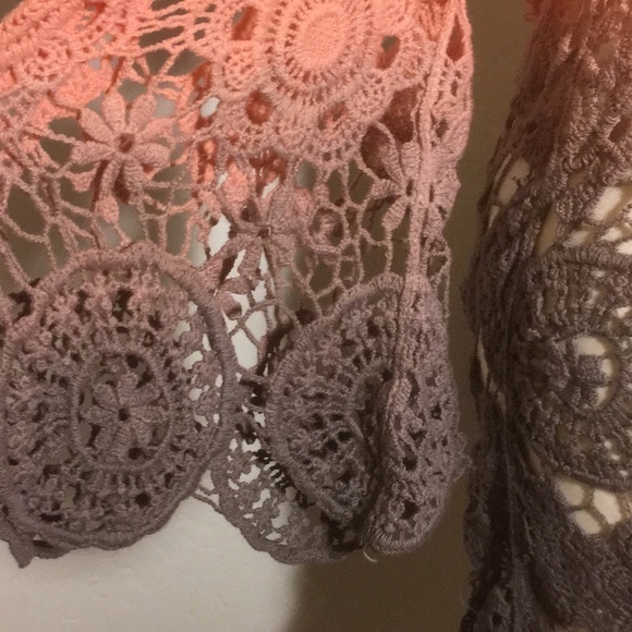 Angie eyelet lace Ombré pink gray top coverup size M - Picture 8 of 12